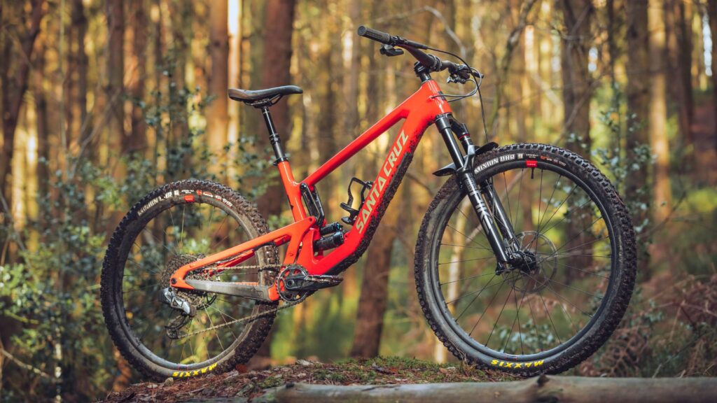 Santa Cruz 5010 Review (2025)