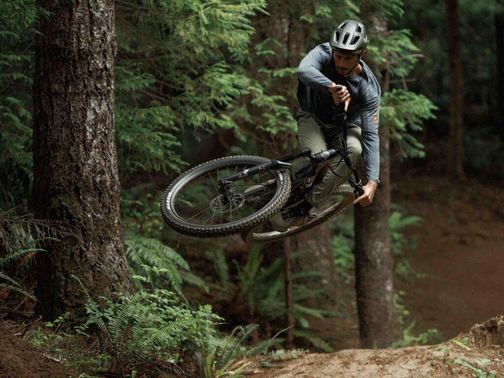 Ibis vs Transition Bikes (2026): Which Premium MTB Brand Is Right for You?